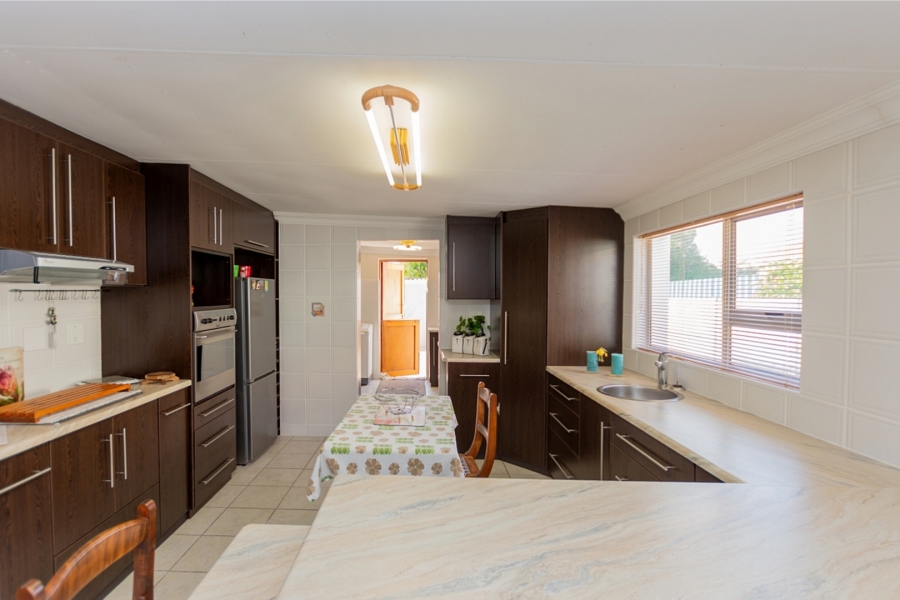 4 Bedroom Property for Sale in Port Owen Western Cape